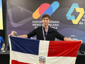 Lee más sobre el artículo Triunfo Internacional: Gianmarco Sangiovanni Gana Medalla de Bronce en la Olimpiada Iberoamericana de Matemáticas